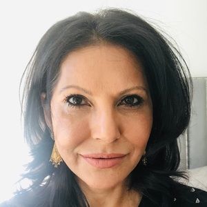 Meet your Posher, Bobi